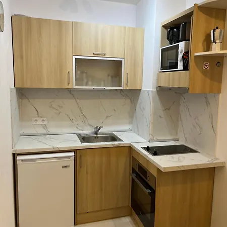 Gardens Flat בורובץ